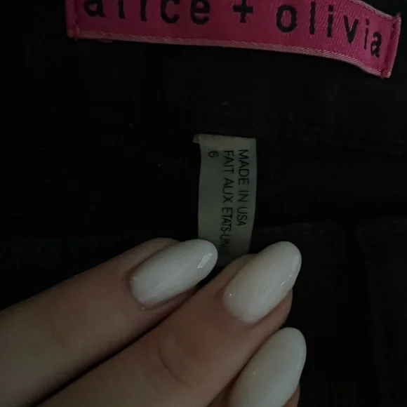 Alice + Olivia Jeans Black - Picture 3 of 6